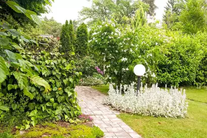 03_haus_elisabeth_krumpendorf_woerthersee_garten