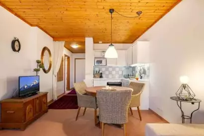 04_haus-elisabeth-appartement-b-kuechenblock